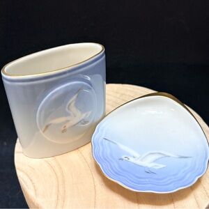 Bing & Grondahl B&G | Gilded Seagull Porcelain Miniature Creamer & Shell Tray